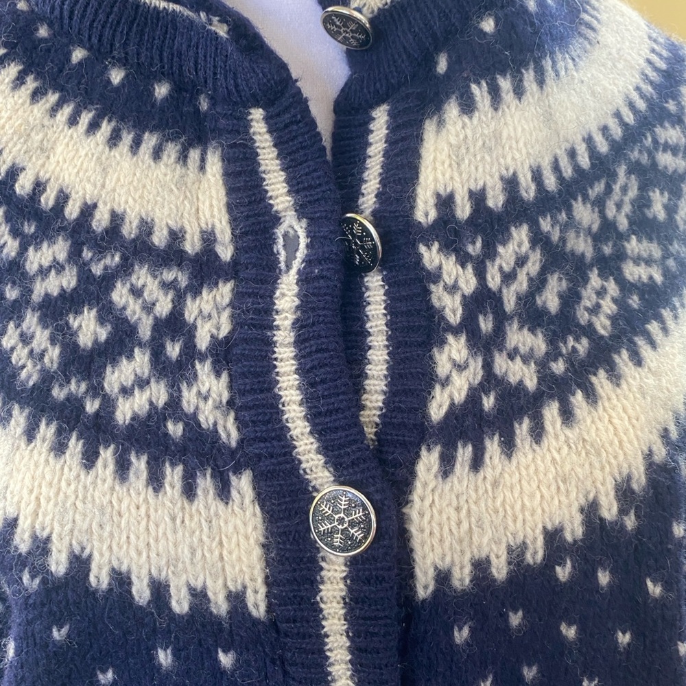 Woolrich Dark Blue Cream Patterned Cardigan - Picture 2 of 7